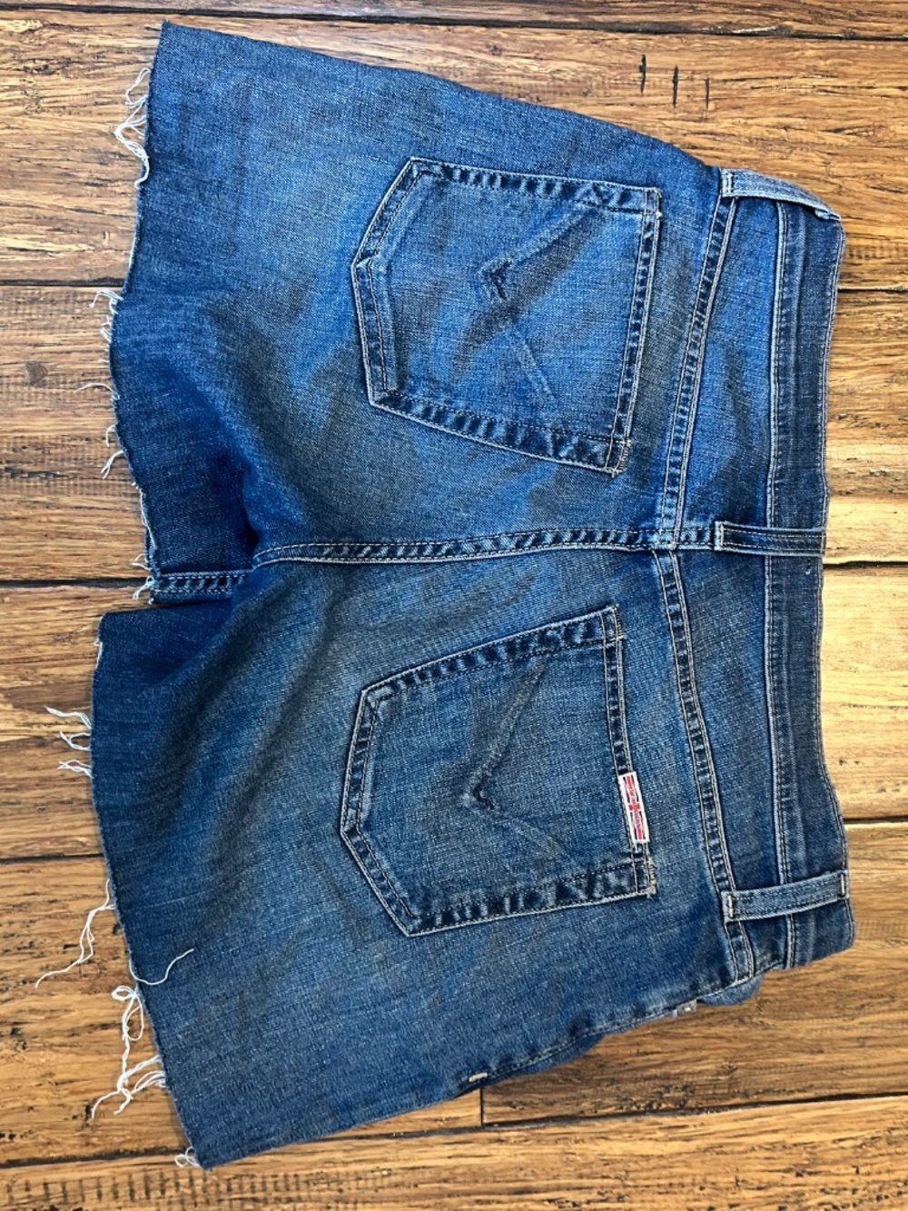 AG ex boyfriend roll up shorts size 26 small Bundle with Joes and Hudson short - Picture 8 of 9